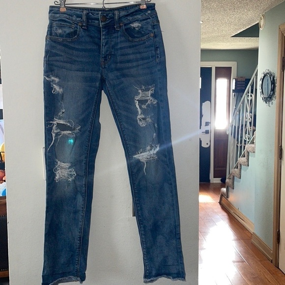 American Eagle Outfitters Tomgirl Distressed Denim Jeans - Picture 1 of 6